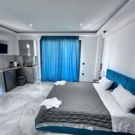Central Studios Apartments Alykanas  Exteriör bild